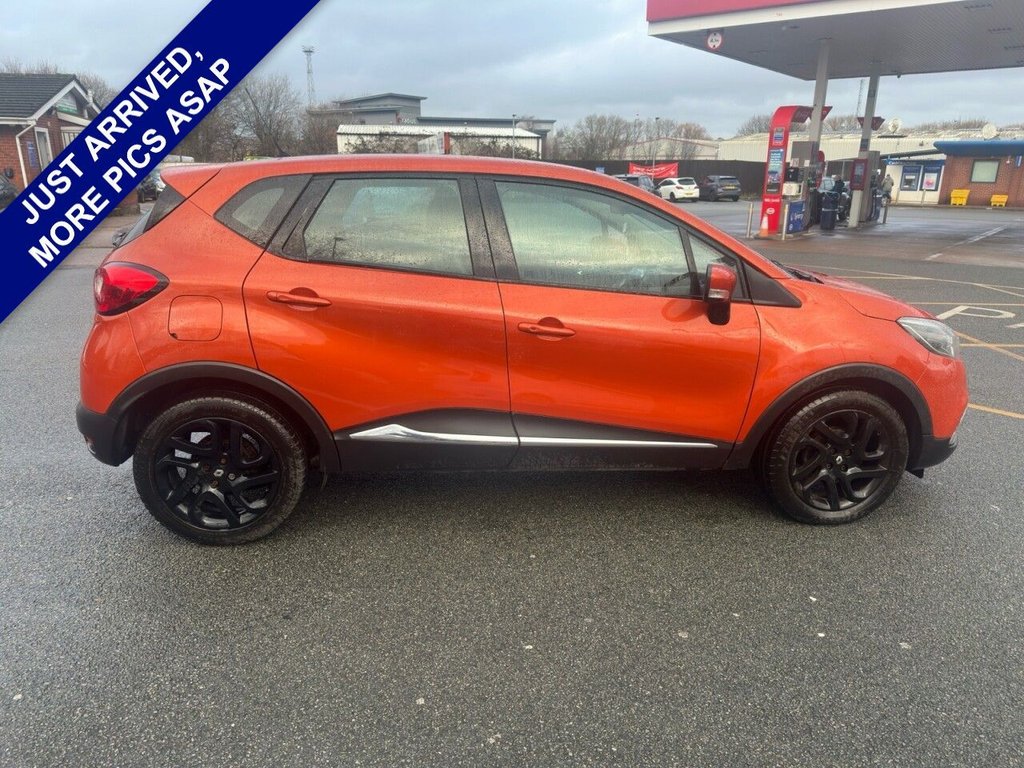 Used Renault Captur 2014 for sale - 77477454: Photo 2