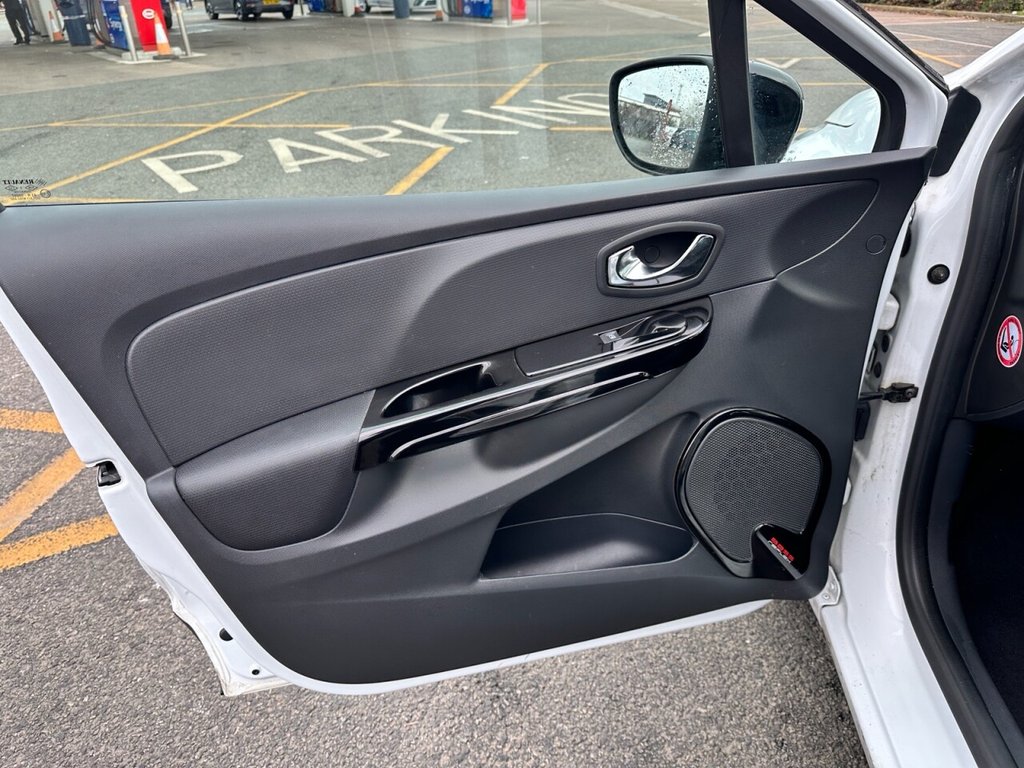 Used Renault Clio 2013 for sale - 77072565: Photo 9