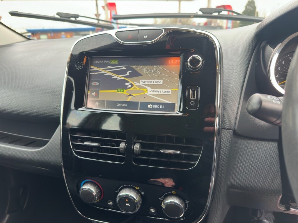 Used Renault Clio 2013 for sale - 77199777: Photo 21