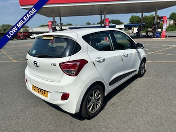 Used Hyundai i10 2015 for sale - 79275795: Photo