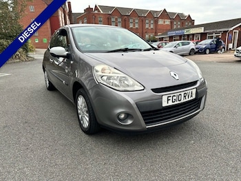 Used Renault Clio 2010 for sale - 76304073: Photo