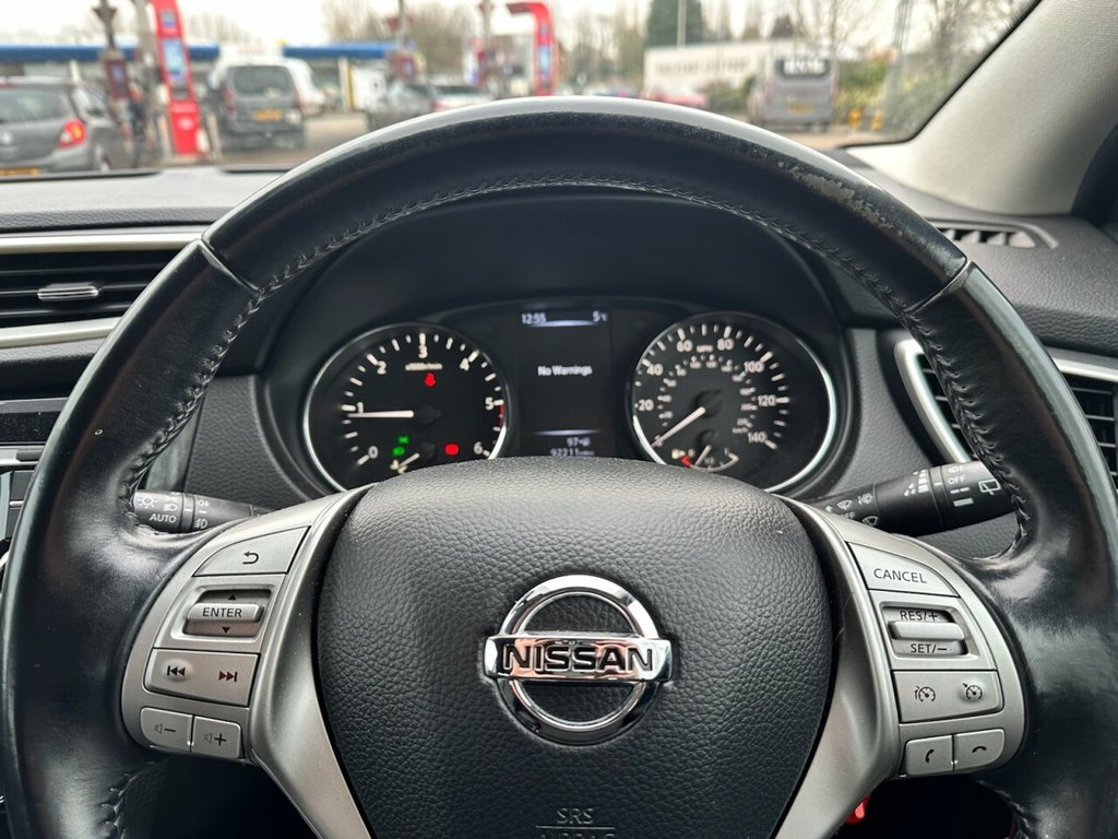 Used Nissan Qashqai 2014 for sale - 77437135: Photo 9