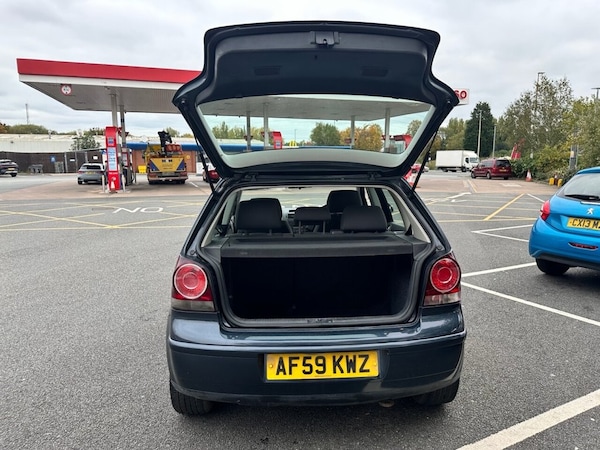 Used Volkswagen Polo 2009 for sale - 76236099: Photo 19