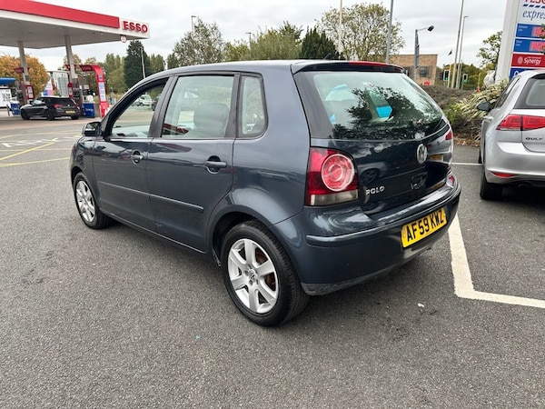 Used Volkswagen Polo 2009 for sale - 76236099: Photo 5
