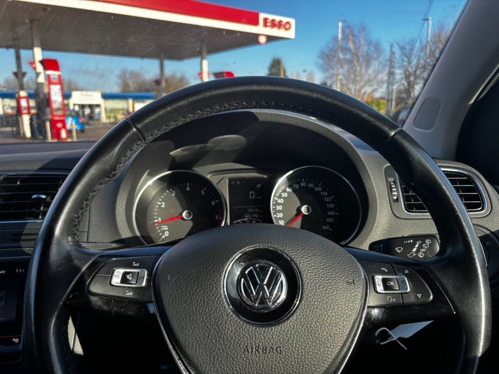 Used Volkswagen Polo 2014 for sale - 77227218: Photo 10