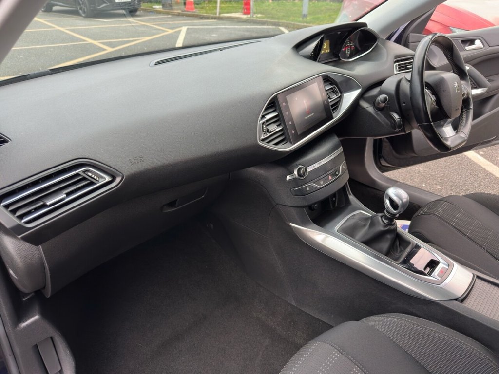 Used Peugeot 308 2017 for sale - 77507241: Photo 12