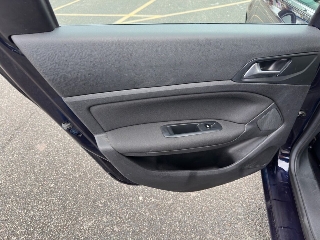 Used Peugeot 308 2017 for sale - 77507241: Photo 14