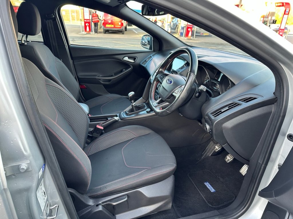 Used Ford Focus 2018 for sale - 76406393: Photo 12