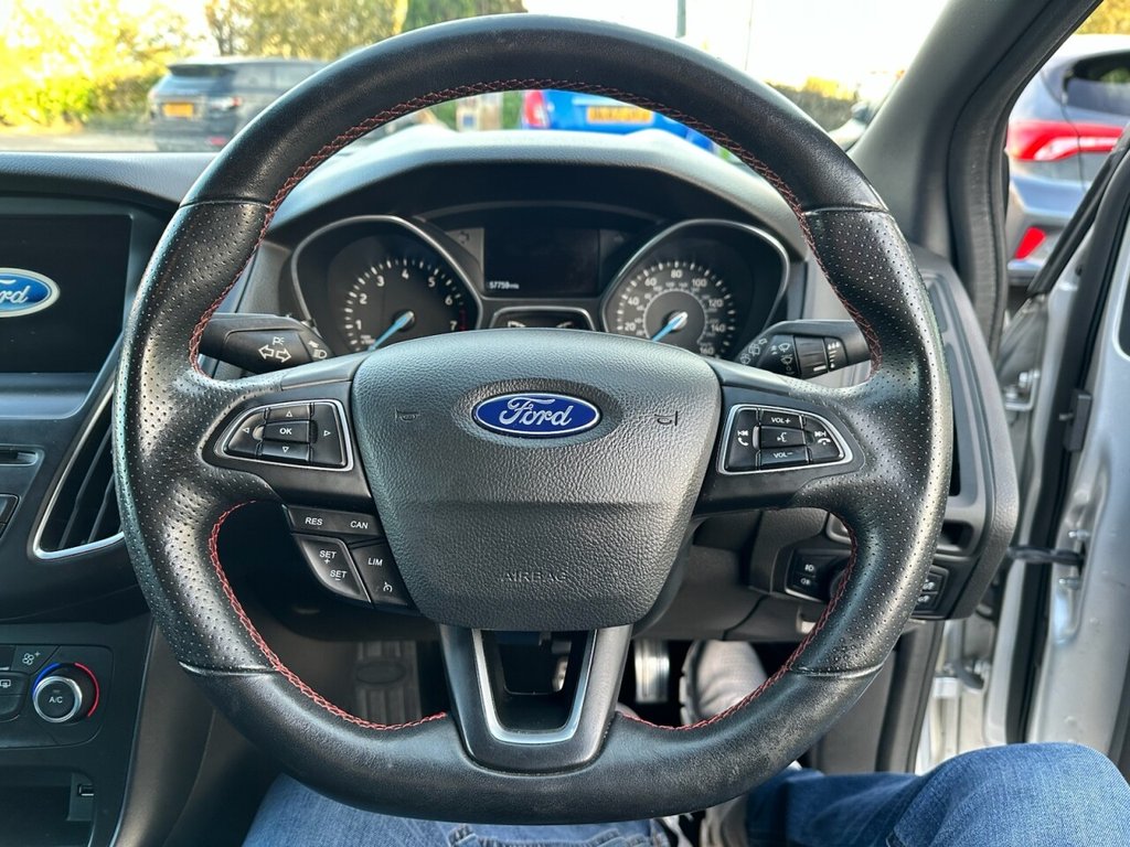 Used Ford Focus 2018 for sale - 76406393: Photo 13