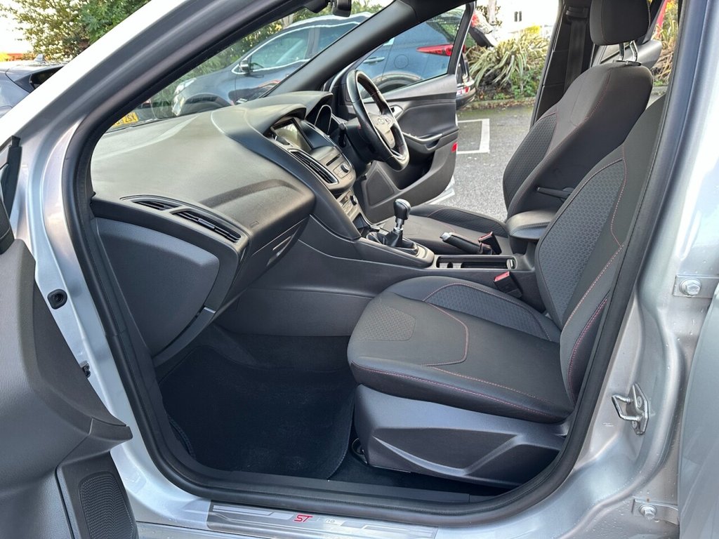 Used Ford Focus 2018 for sale - 76406393: Photo 22