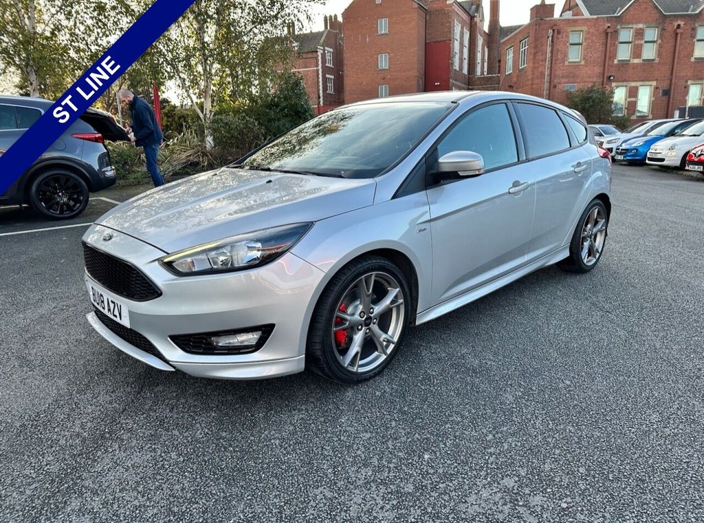 Used Ford Focus 2018 for sale - 76406393: Photo 3