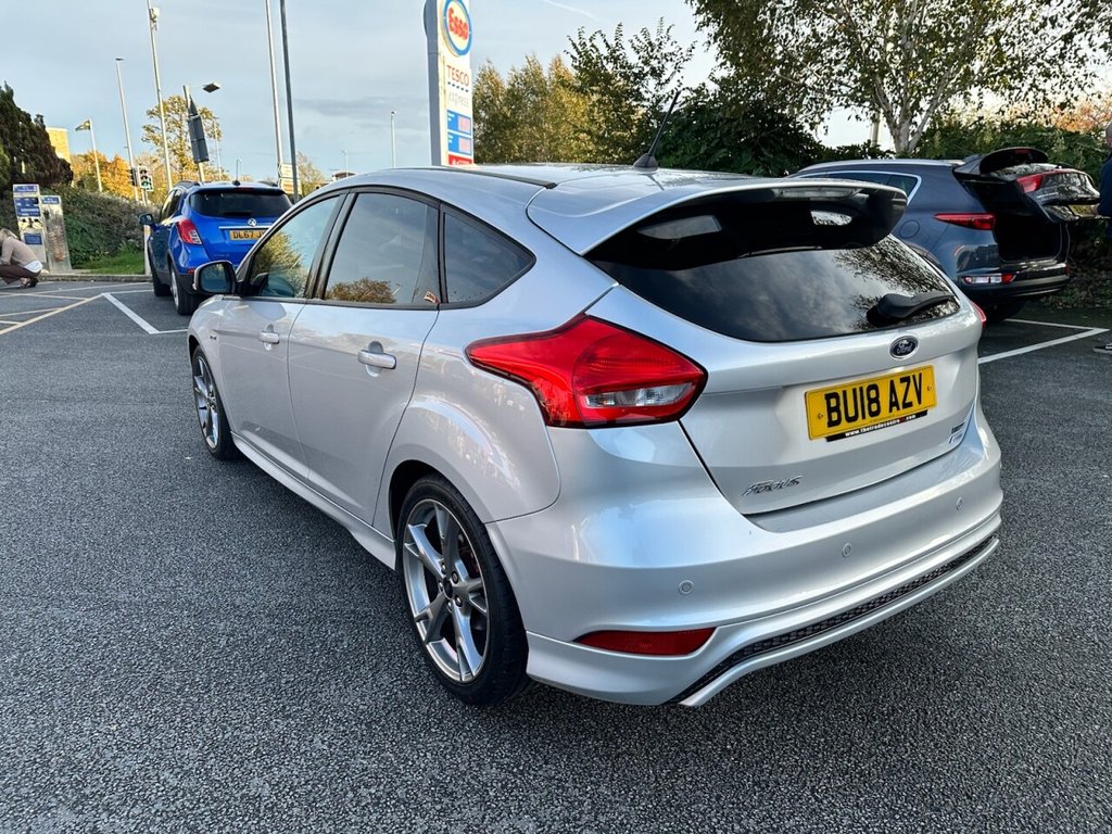Used Ford Focus 2018 for sale - 76406393: Photo 6