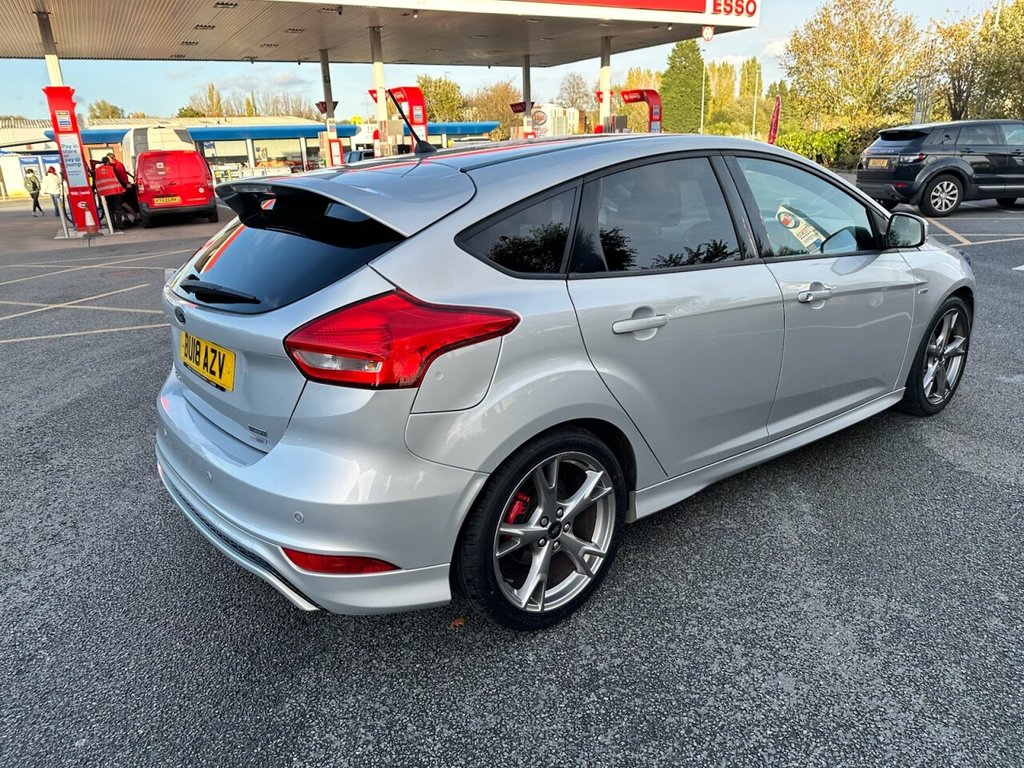 Used Ford Focus 2018 for sale - 76406393: Photo 8