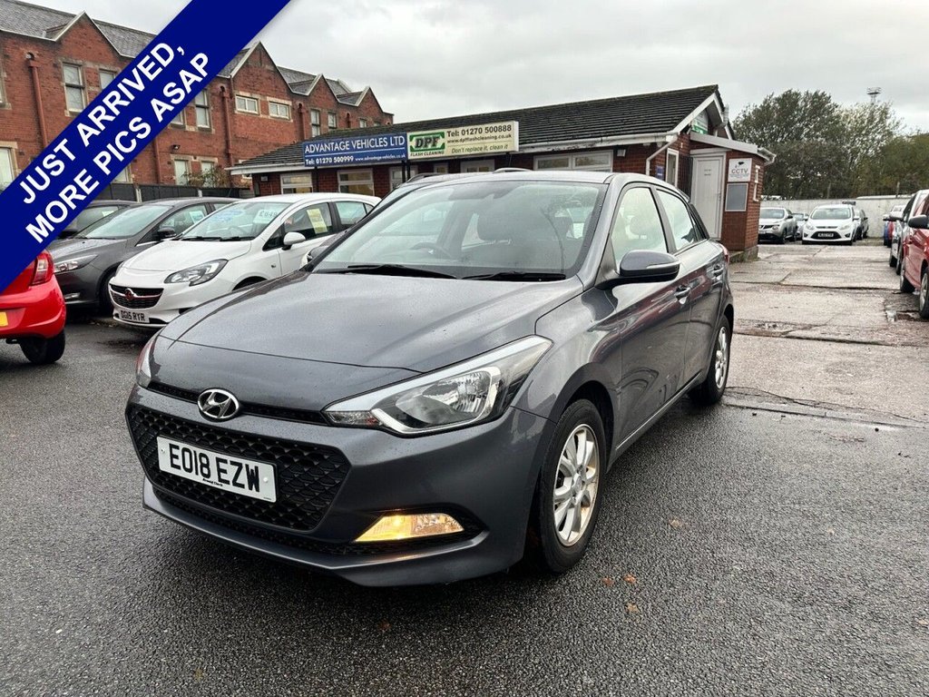 Used Hyundai i20 2018 for sale - 76686636: Photo 1