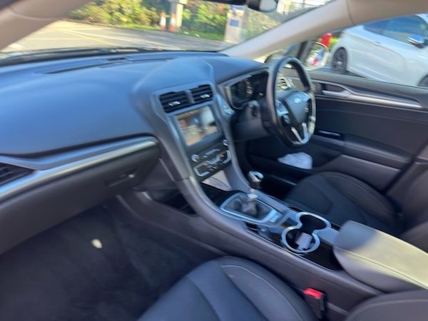 Used Ford Mondeo 2015 for sale - 76056975: Photo 12