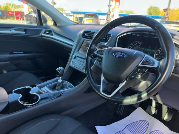 Used Ford Mondeo 2015 for sale - 76056975: Photo 23