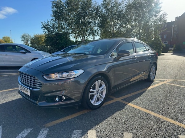 Used Ford Mondeo 2015 for sale - 76056975: Photo 8