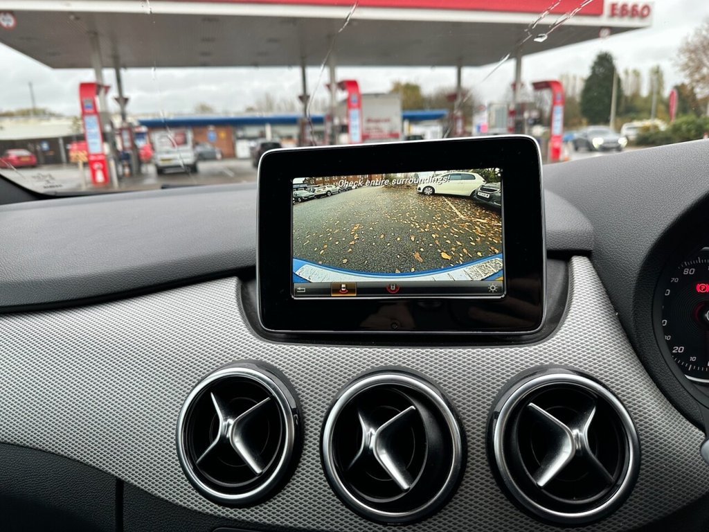 Used Mercedes-Benz B Class 2015 for sale - 76547132: Photo 9