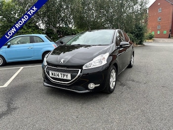 Used Peugeot 208 2014 for sale - 79422071: Photo