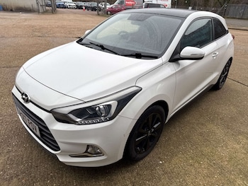 Used Hyundai i20 2017 for sale - 77296345: Photo