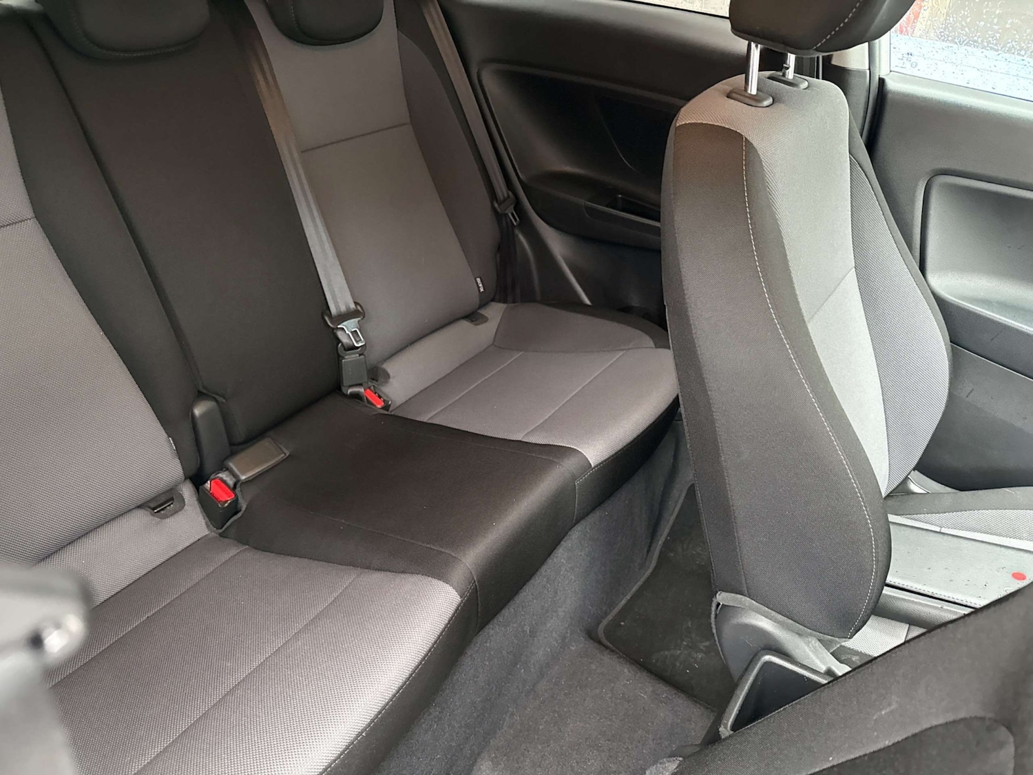 Used Hyundai i20 2017 for sale - 77296345: Photo 9