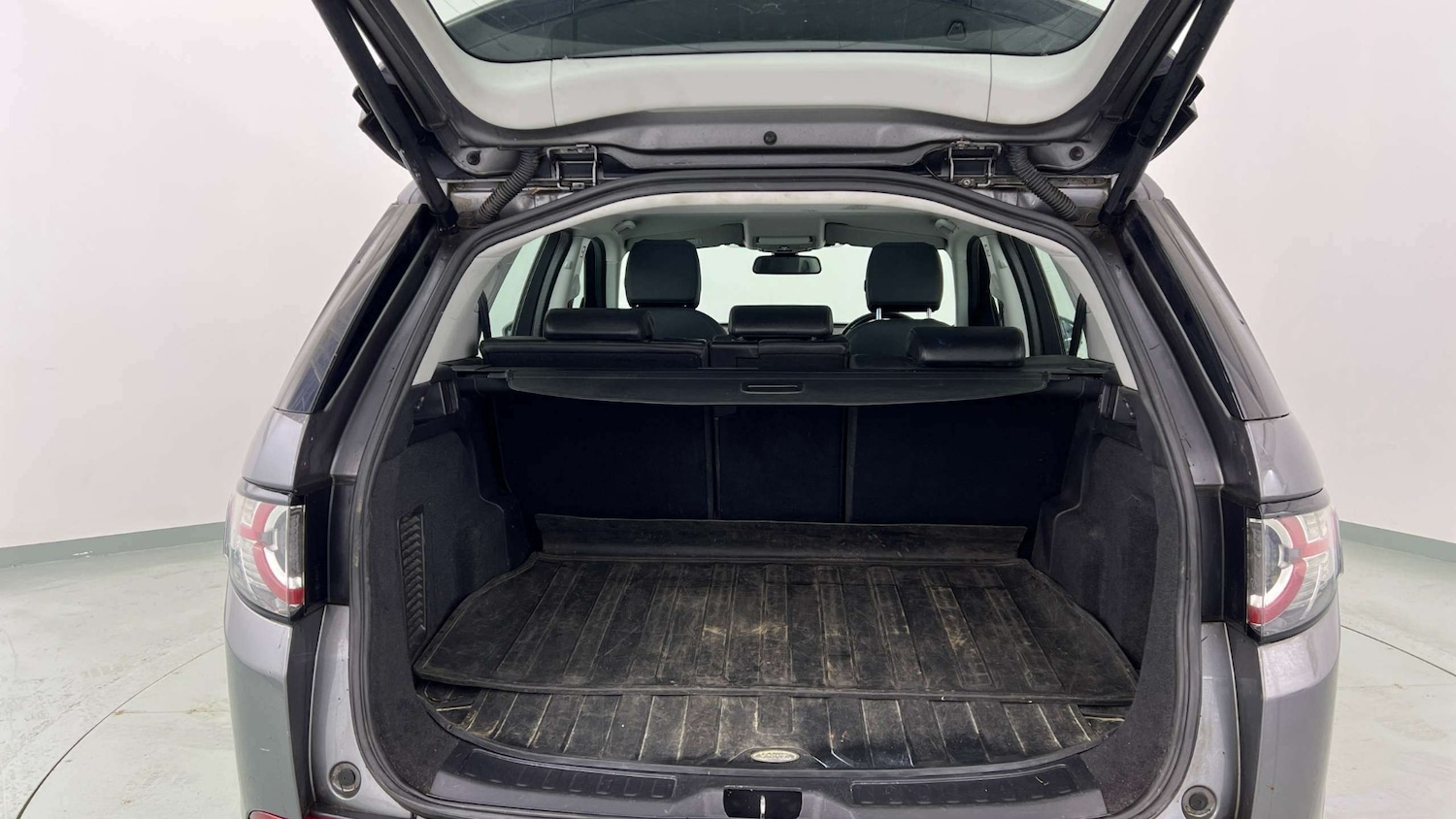 Used Land Rover Discovery Sport 2015 for sale - 76859591: Photo 16