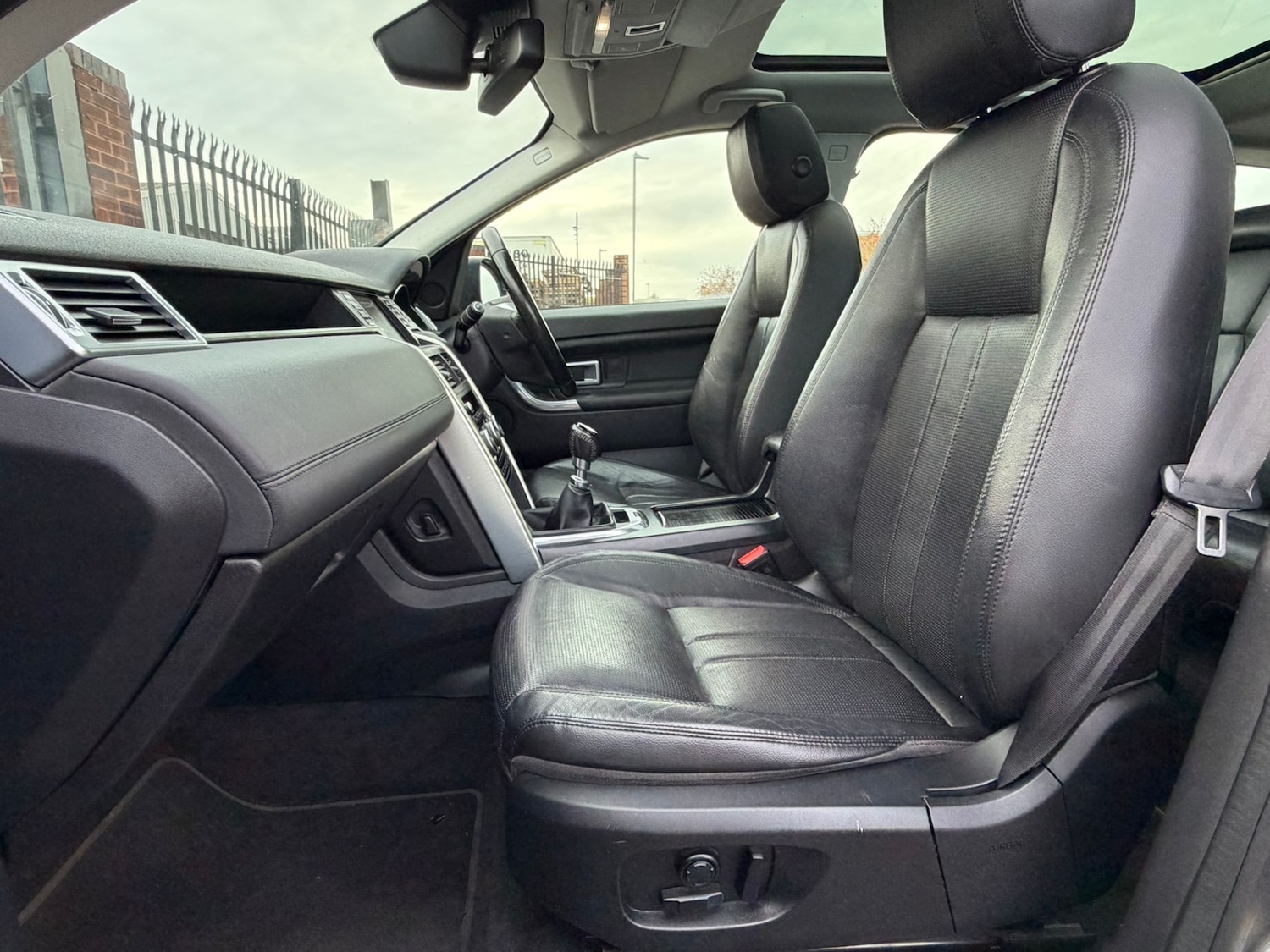 Used Land Rover Discovery Sport 2015 for sale - 76859591: Photo 49