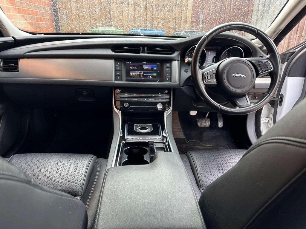 Used Jaguar XF 2016 for sale - 77005535: Photo 13