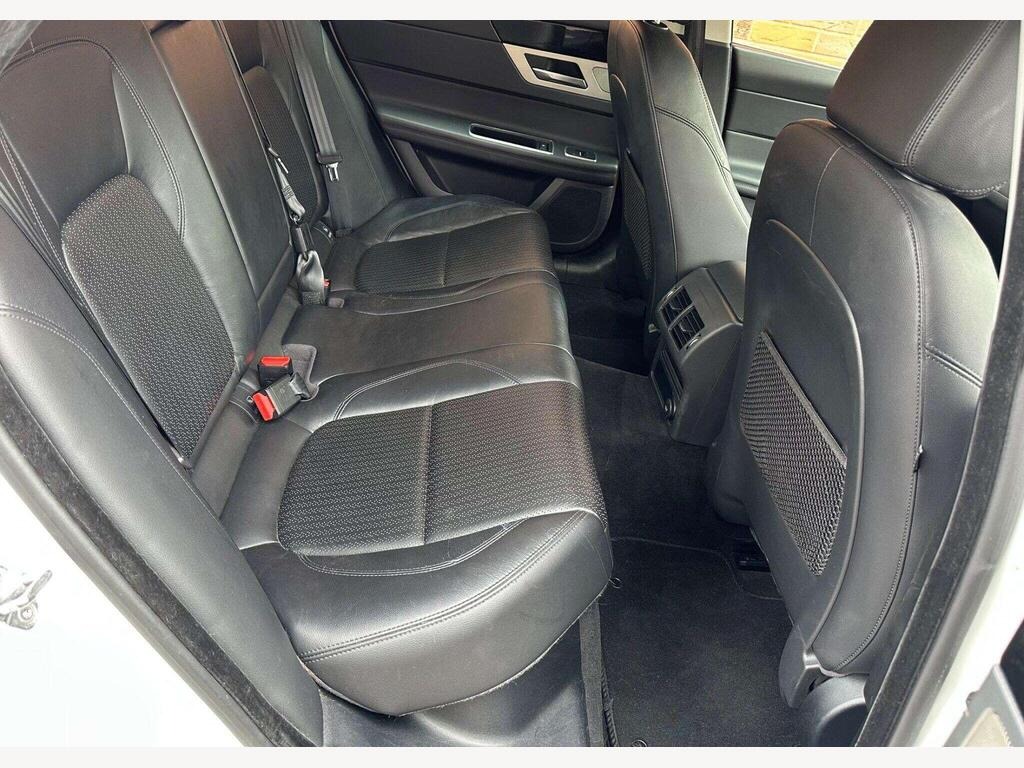 Used Jaguar XF 2016 for sale - 77005535: Photo 17