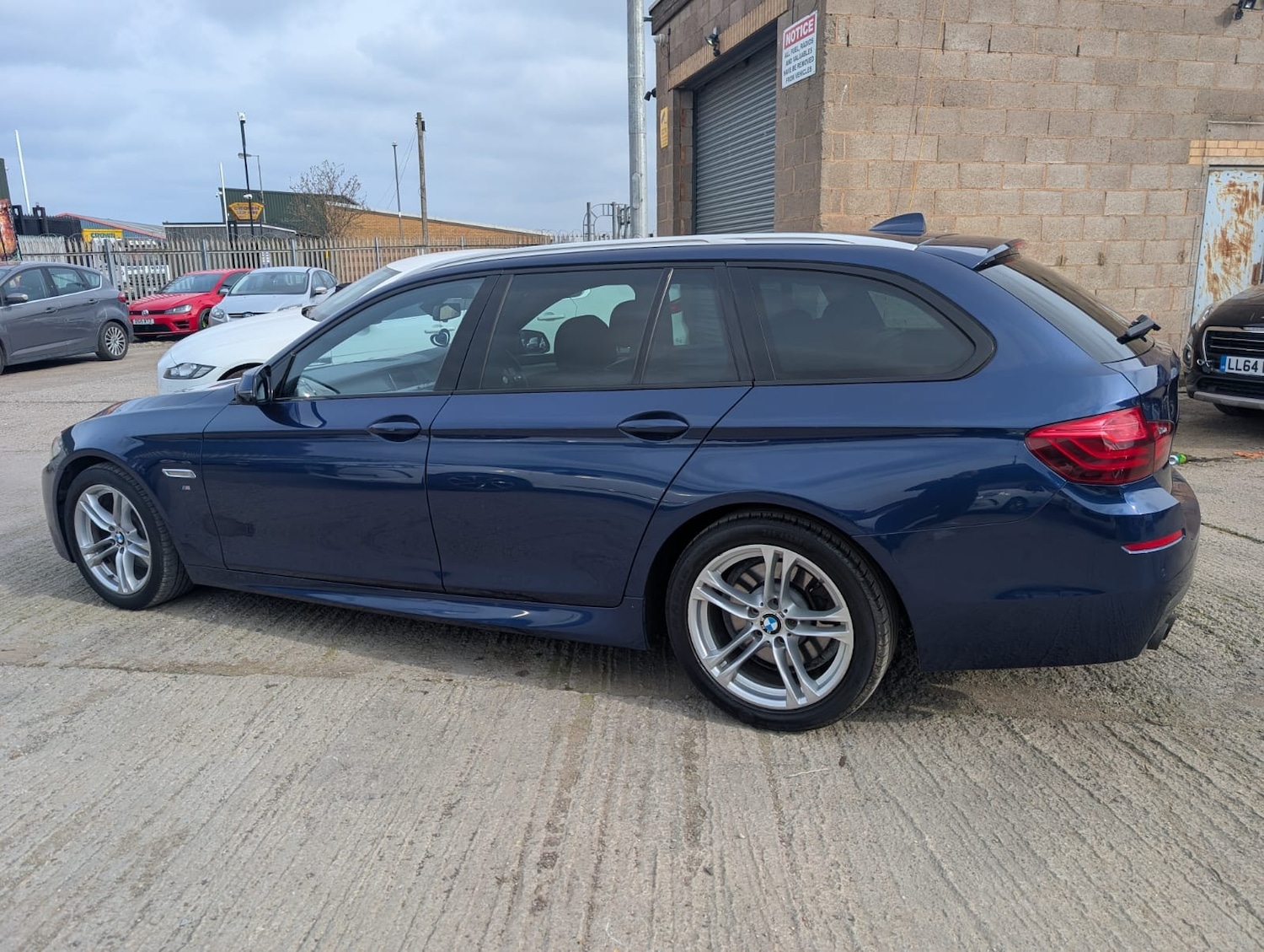 Used BMW 5 Series 2015 for sale - 77989688: Photo 9