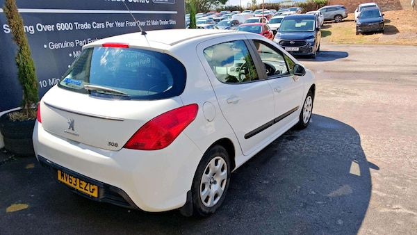 Used Peugeot 308 2013 for sale - 76332411: Photo 2