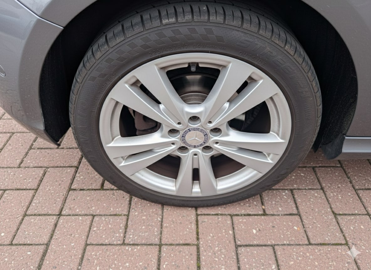 Used Mercedes-Benz A-Class 2015 for sale - 77005551: Photo 46