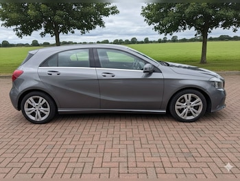 Used Mercedes-Benz A-Class 2015 for sale - 77005551: Photo