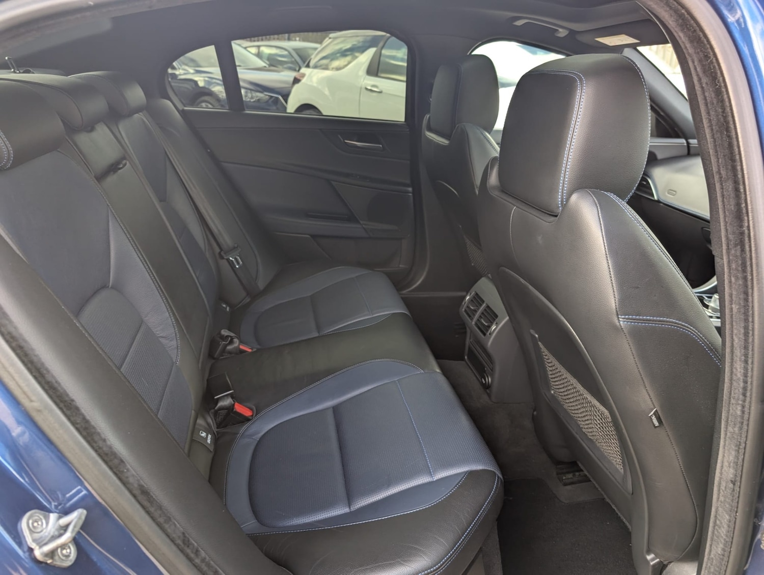 Used Jaguar XE 2015 for sale - 78000652: Photo 25