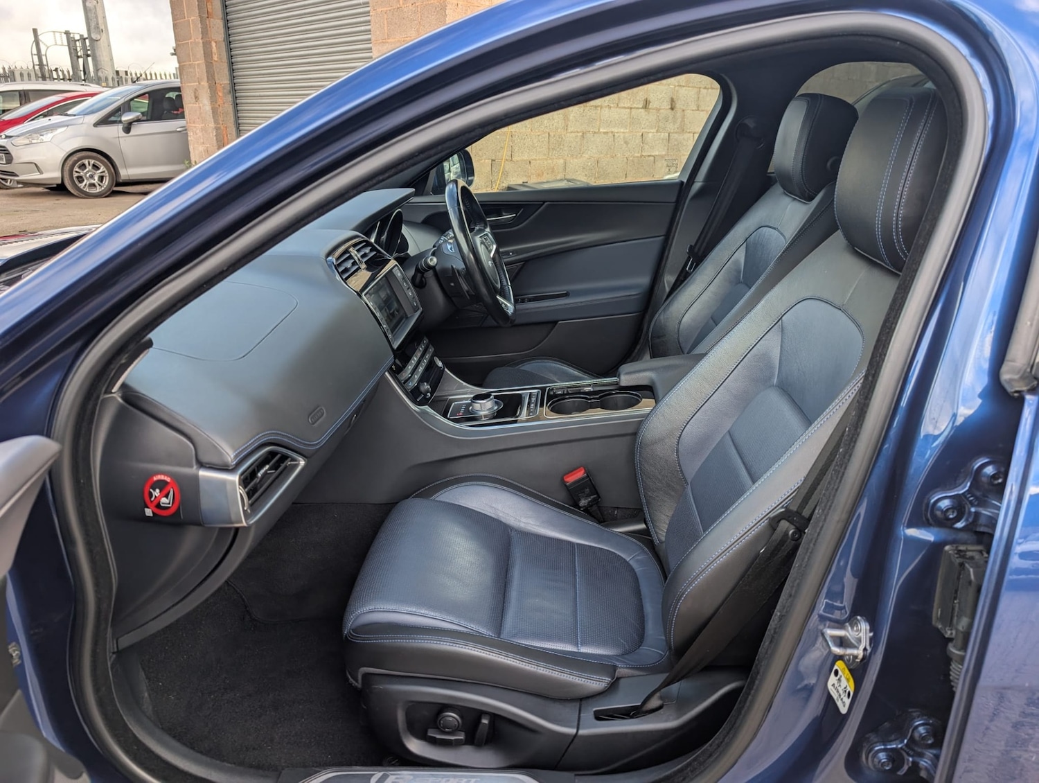 Used Jaguar XE 2015 for sale - 78000652: Photo 29