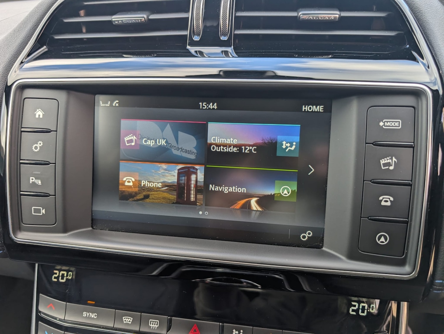 Used Jaguar XE 2015 for sale - 78000652: Photo 31