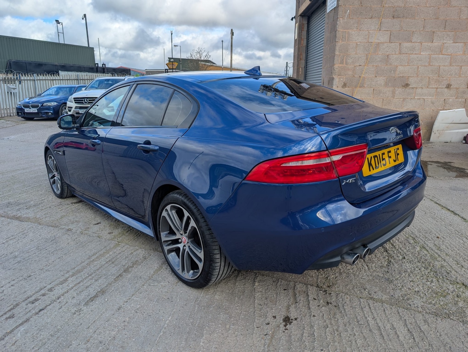 Used Jaguar XE 2015 for sale - 78000652: Photo 5