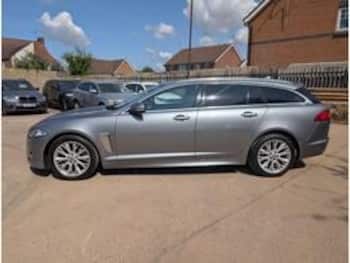 Used Jaguar XF 2013 for sale - 79811538: Photo