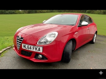 Used Alfa Romeo Giulietta 2014 for sale - 76945300: Photo