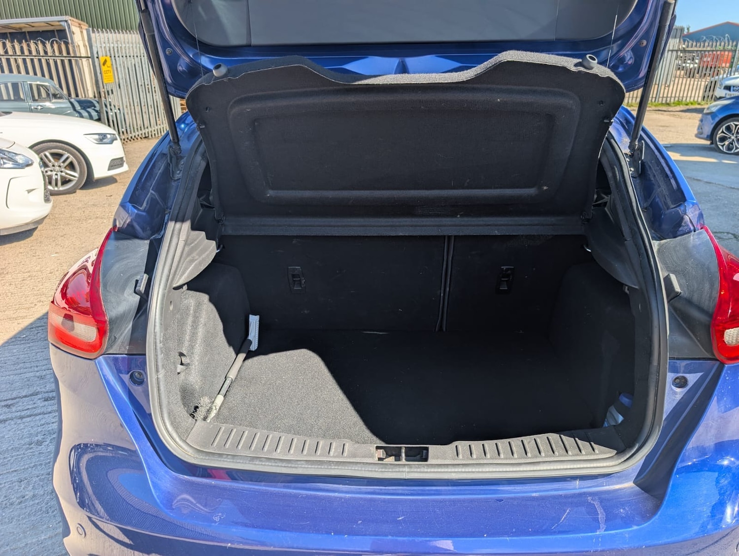 Used Ford Focus 2015 for sale - 78153360: Photo 25