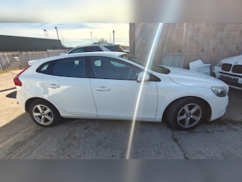 Used Volvo V40 2013 for sale - 78329113: Photo