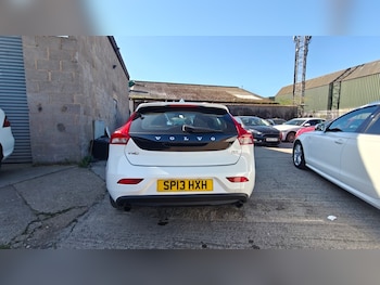 Used Volvo V40 2013 for sale - 78329113: Photo