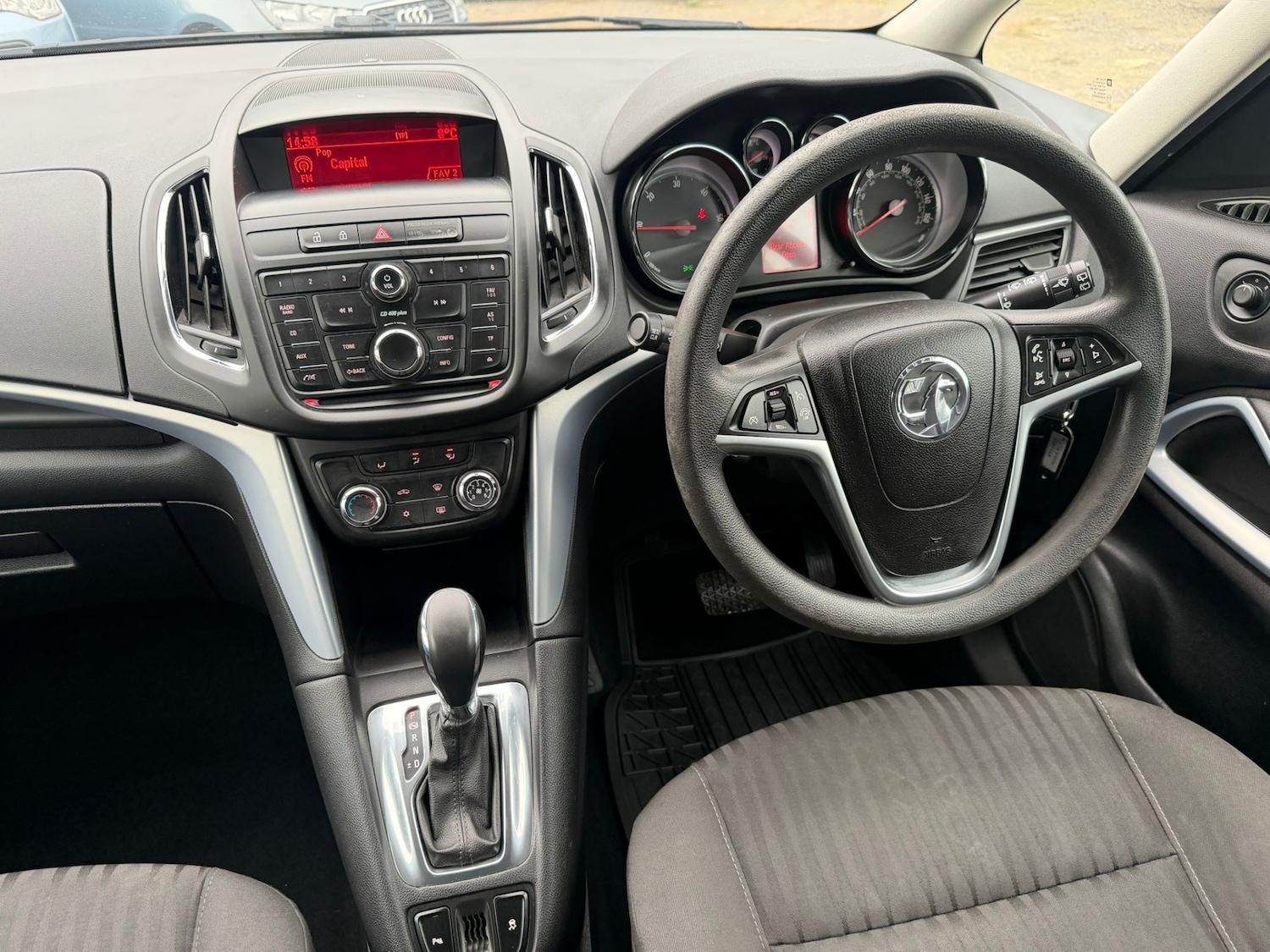 Used Vauxhall Zafira 2014 for sale - 77801956: Photo 17