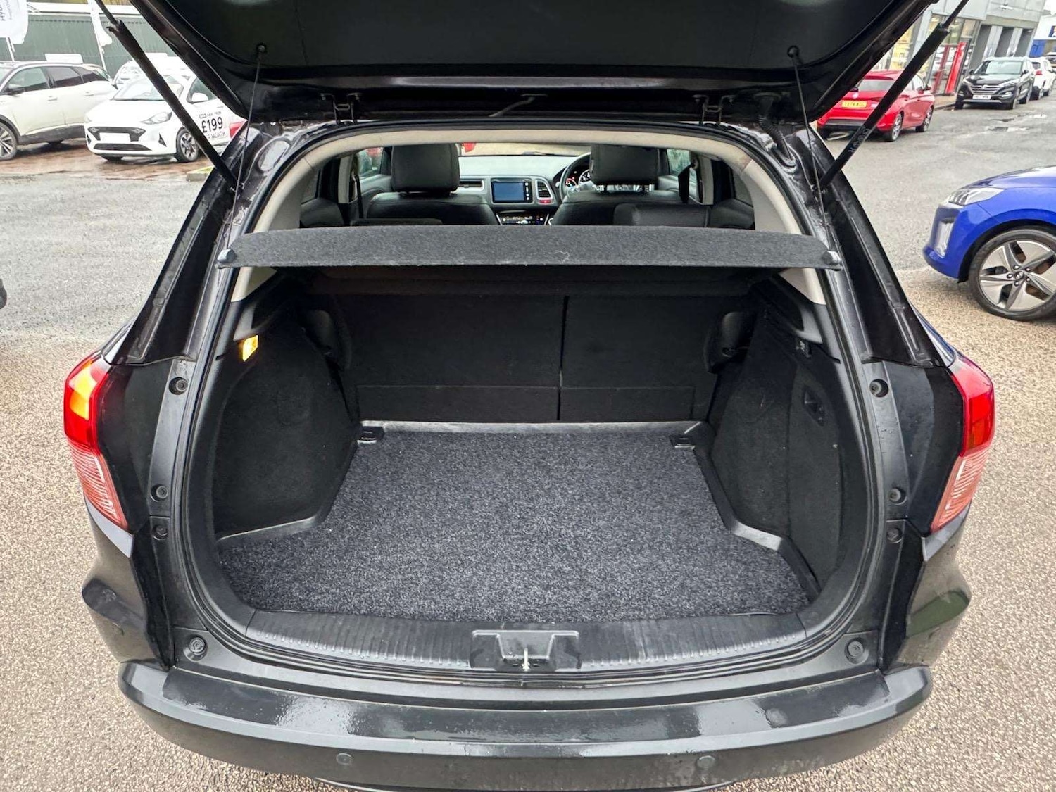 Used Honda HR-V 2015 for sale - 77718778: Photo 8