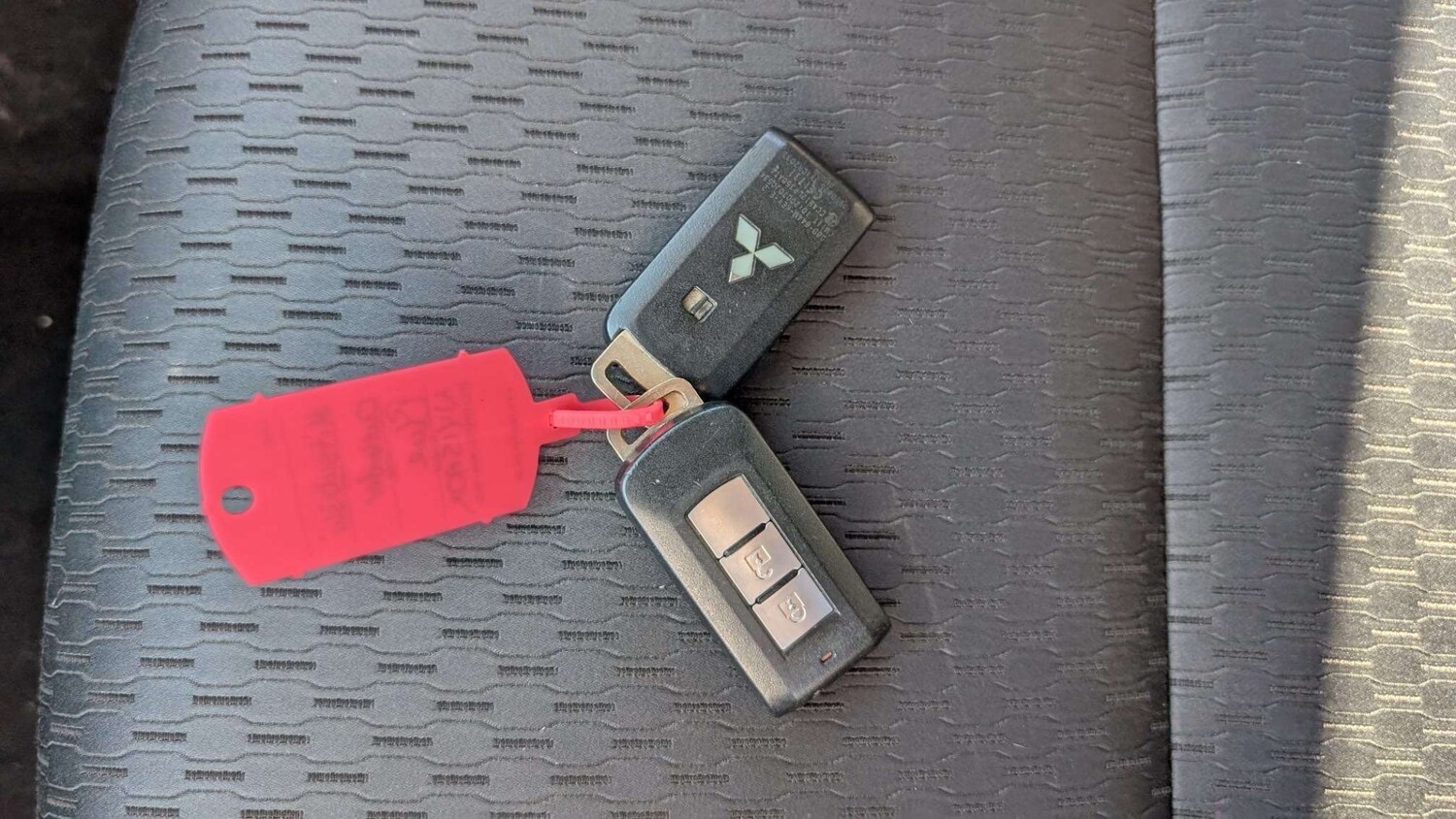 Used Mitsubishi Outlander 2015 for sale - 76352264: Photo 21