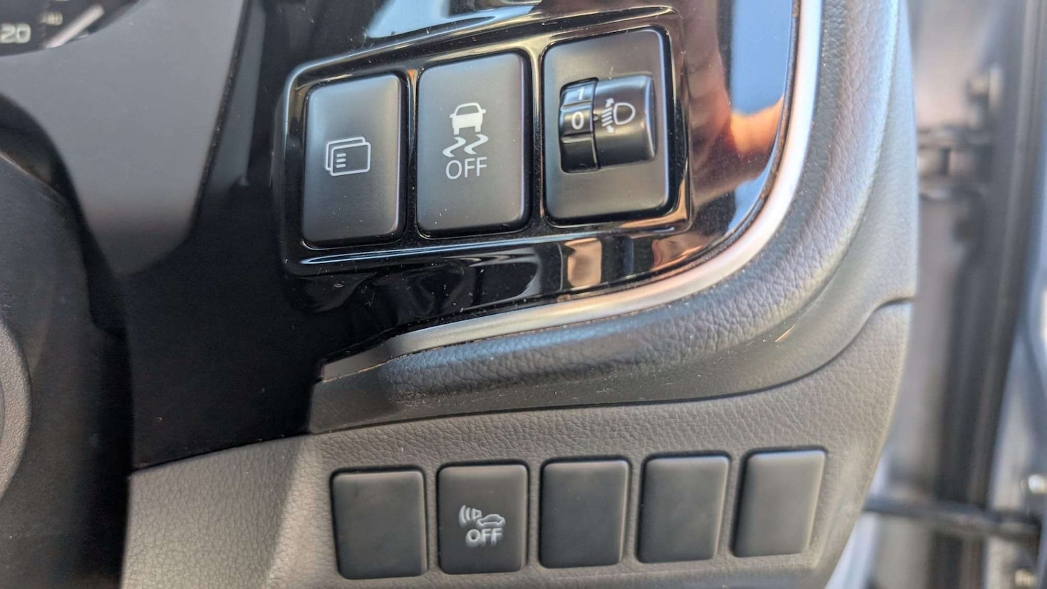 Used Mitsubishi Outlander 2015 for sale - 76352264: Photo 24