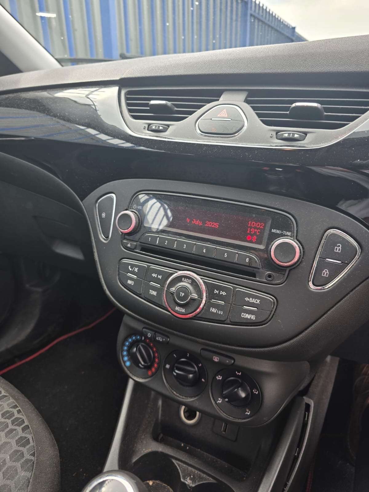 Used Mitsubishi Outlander 2015 for sale - 76352264: Photo 27