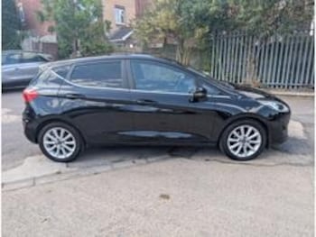 Used Ford Fiesta 2018 for sale - 79547747: Photo