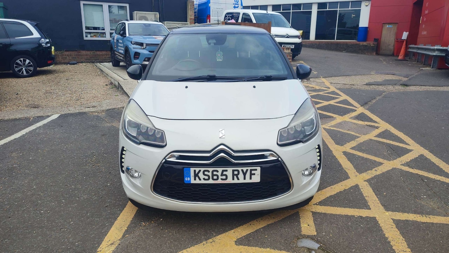 Used DS Automobiles DS 3 2015 for sale - 76332757: Photo 1