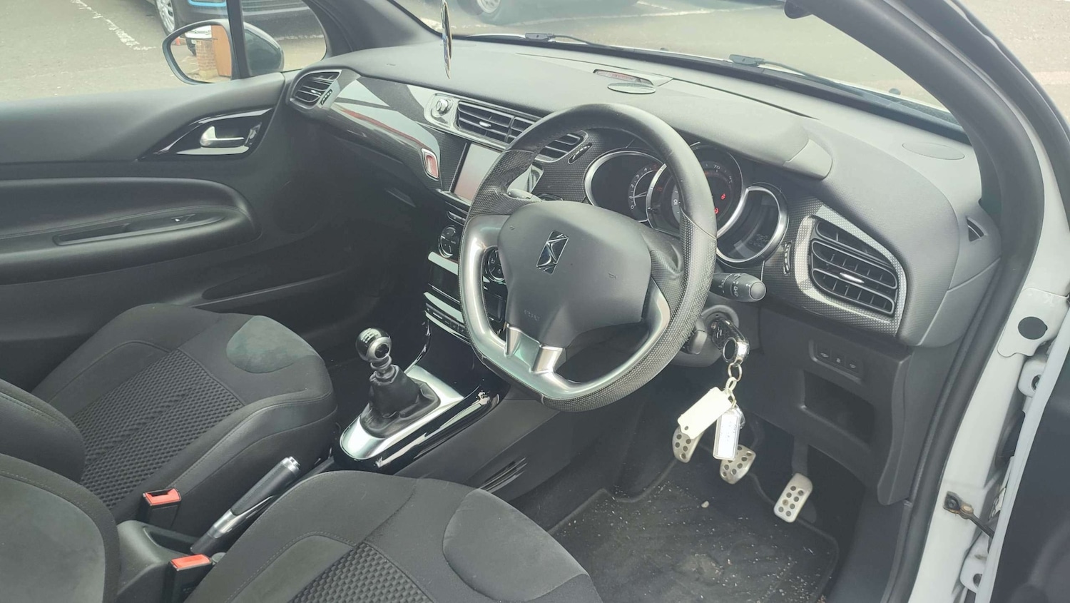 Used DS Automobiles DS 3 2015 for sale - 76332757: Photo 11